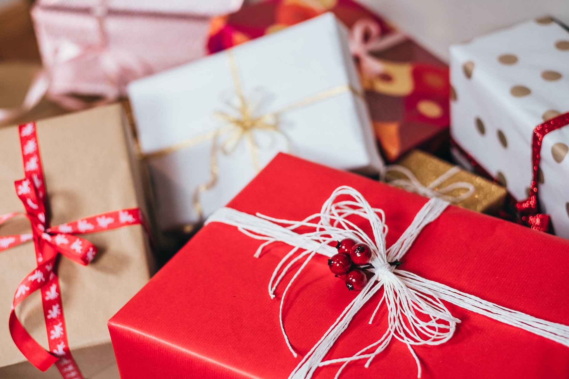 Regalare delle scarpe a Natale